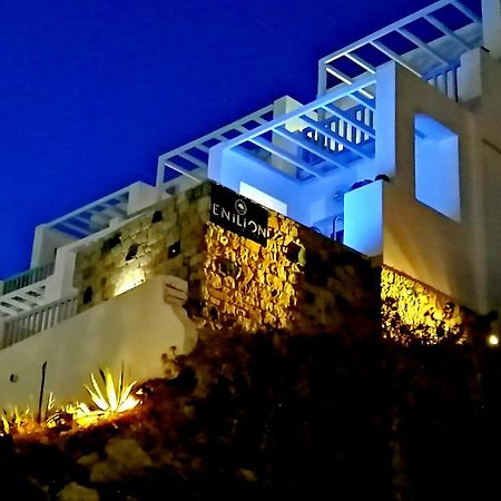 Enilion Luxury Suites 키라파나기아 외부 사진